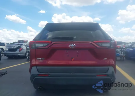 2019 Toyota Rav4 Le z USA, uszkodzony, nr VIN 2T3H1RFV2KW044121